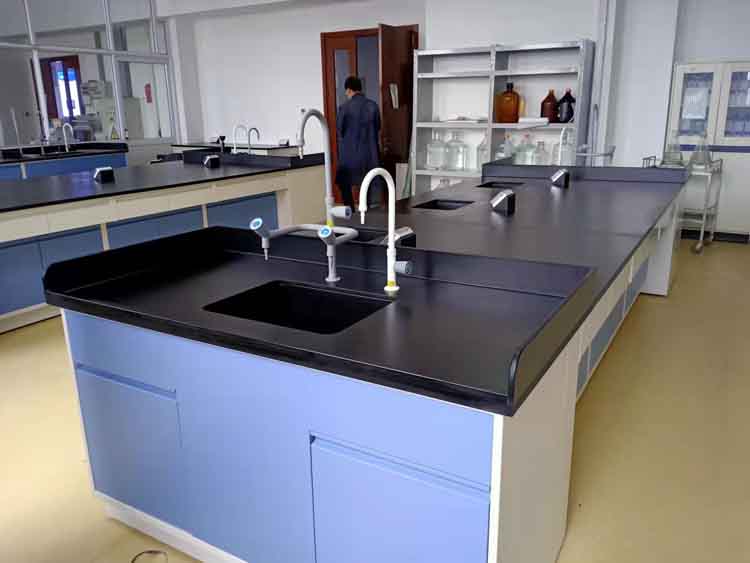 實(shí)驗(yàn)室三口水龍頭